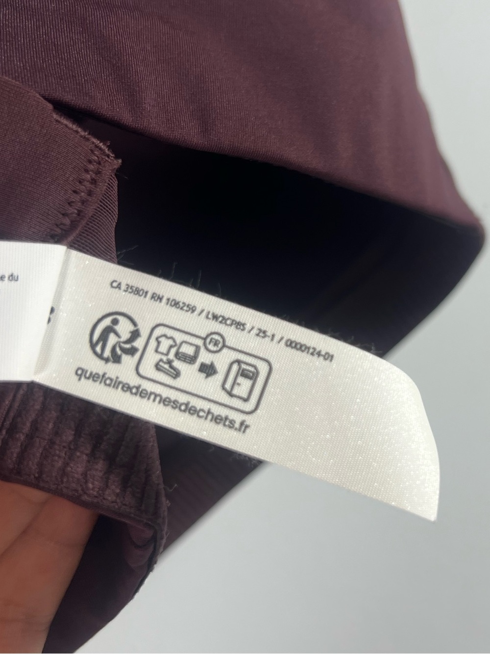 Lululemon Energy Bra *High Support Sport Bra Cups Goodnight Plum 36C - Picture 8 of 8